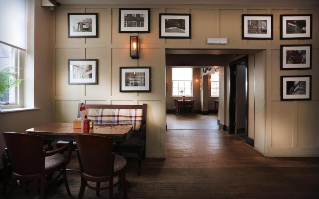 The Mitre Inn Knaresborough Exterior foto