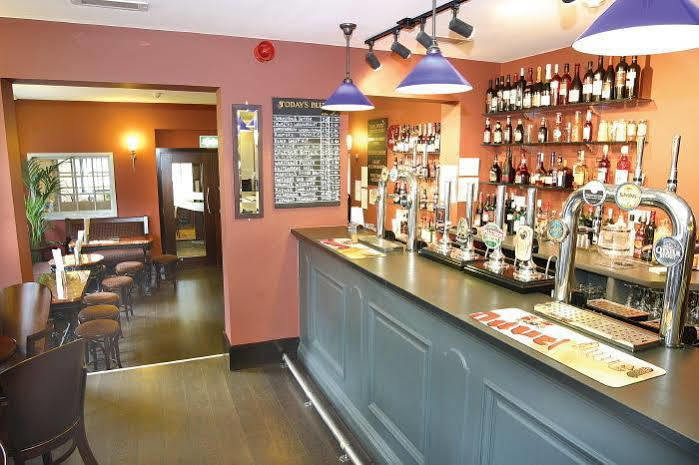 The Mitre Inn Knaresborough Exterior foto